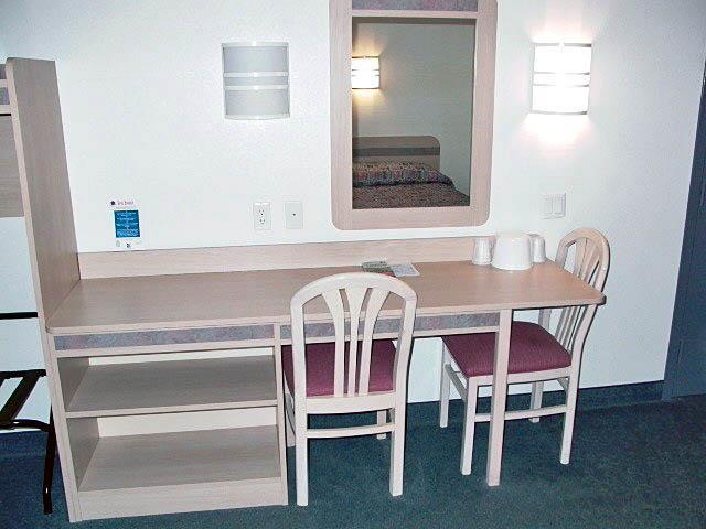 Baymont By Wyndham Athens, Tn Hotel Interior photo